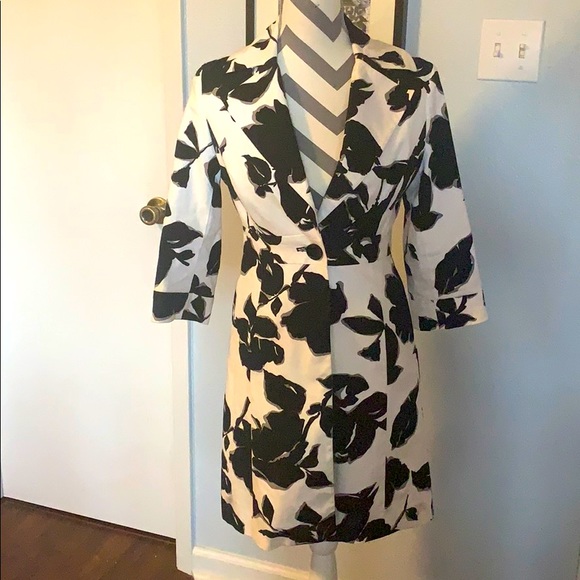 White House Black Market Jacket - Picture 7 of 8